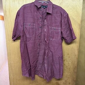 Beverly Hills Polo Club Men's Short-Sleeve Button-Down Shirt in Maroon
